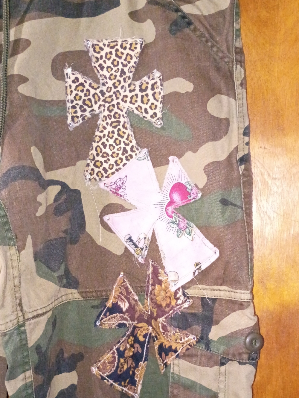 Y2k Medium Camo Cargo Pants Cross Patchwork